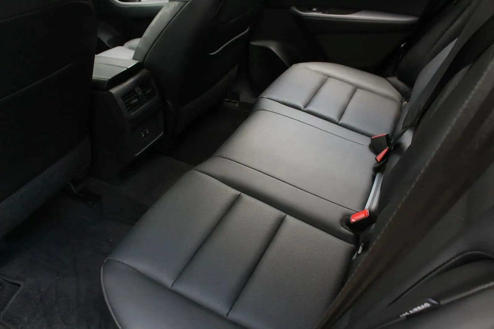 Used 2024 Nissan Rogue SV w/ SV Premium Package AWD/4WD image 39