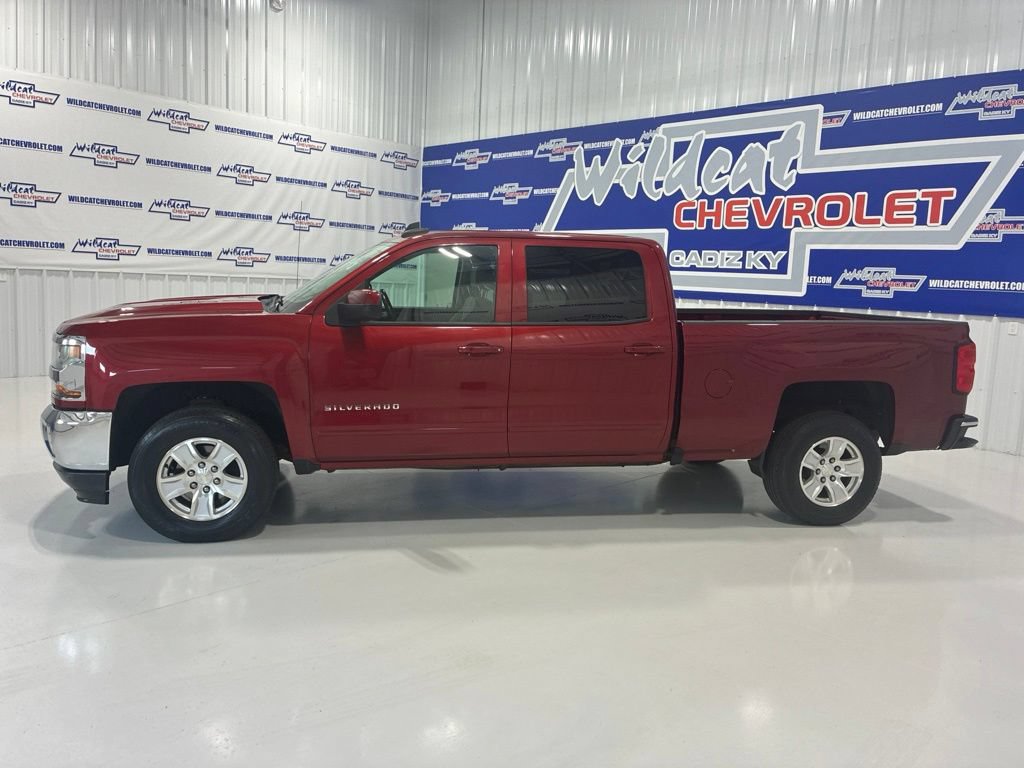 Used 2018 Chevrolet Silverado 1500 LT w/ All Star Edition AWD/4WD image 3