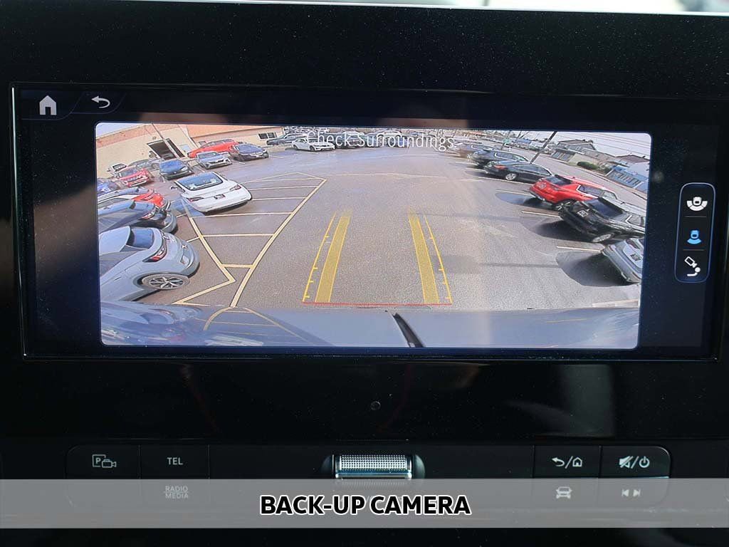 Used 2025 Mercedes-Benz Sprinter 3500 image 4