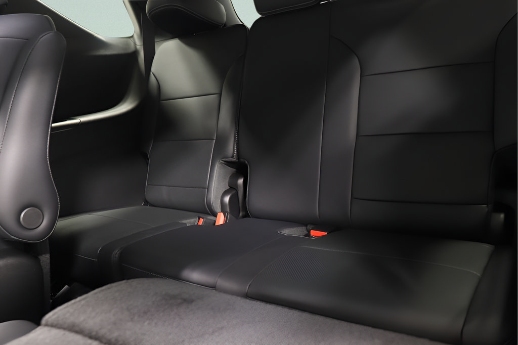 New 2027 Chevrolet Traverse LT w/ Sun and Wheel Package FWD image 27