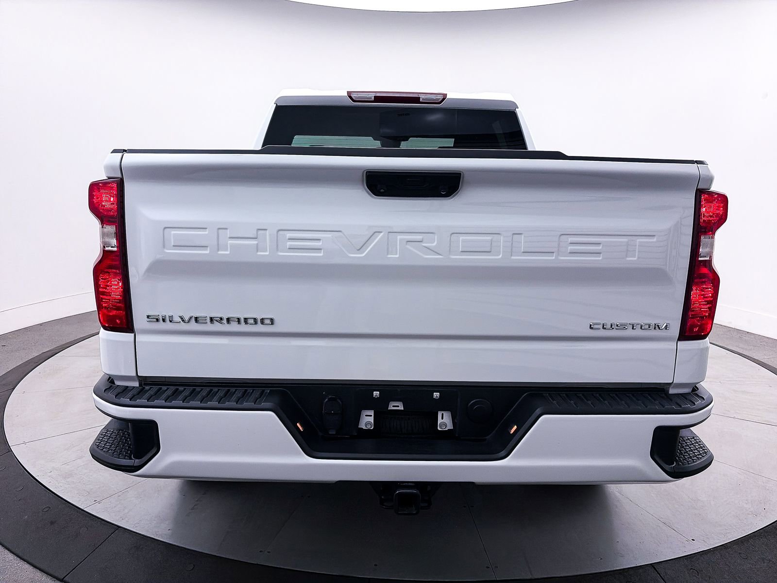 Used 2025 Chevrolet Silverado 1500 Custom w/ LPO, Dark Essentials Package image 13