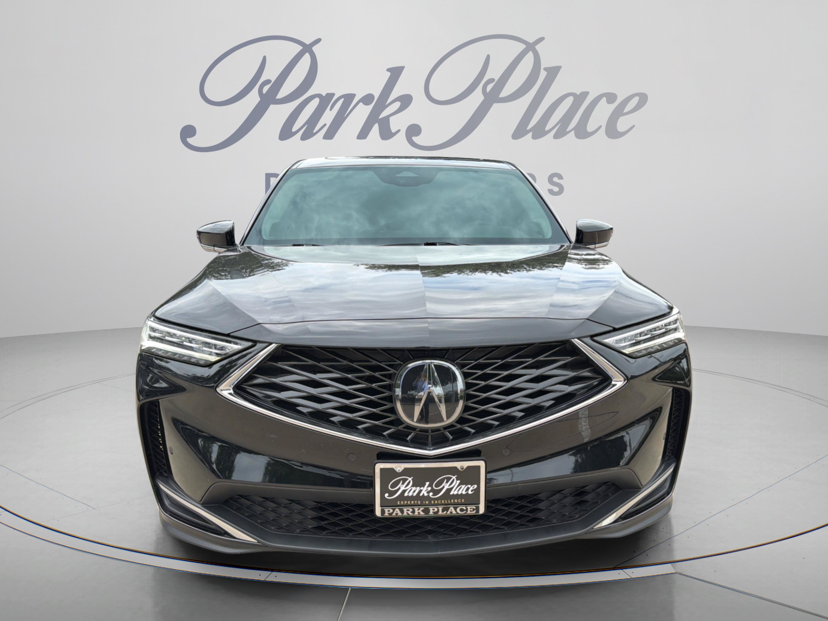 Used 2025 Acura MDX w/ Technology Package FWD image 9