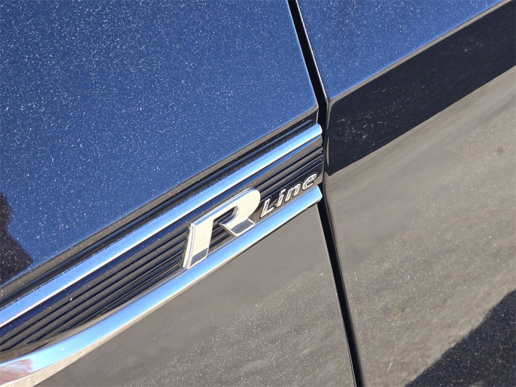 Used 2021 Volkswagen Jetta R-Line w/ R-Line Cold Weather Package image 13