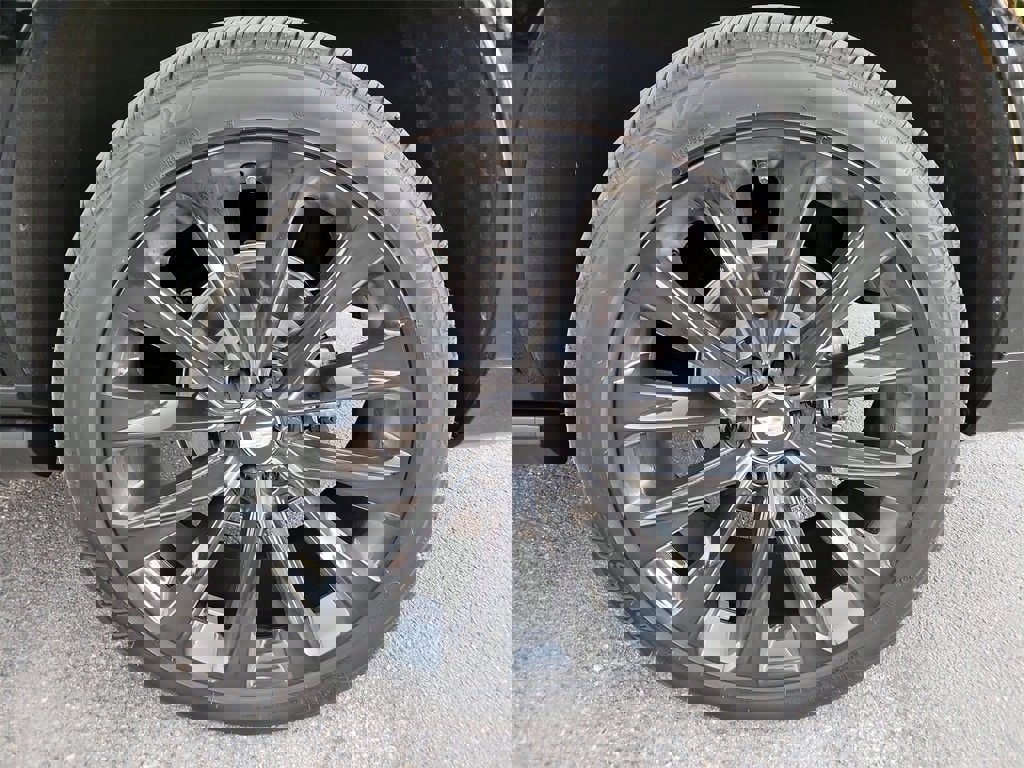 Used 2025 Cadillac Escalade Sport Platinum w/ LPO, ONYX Package image 11