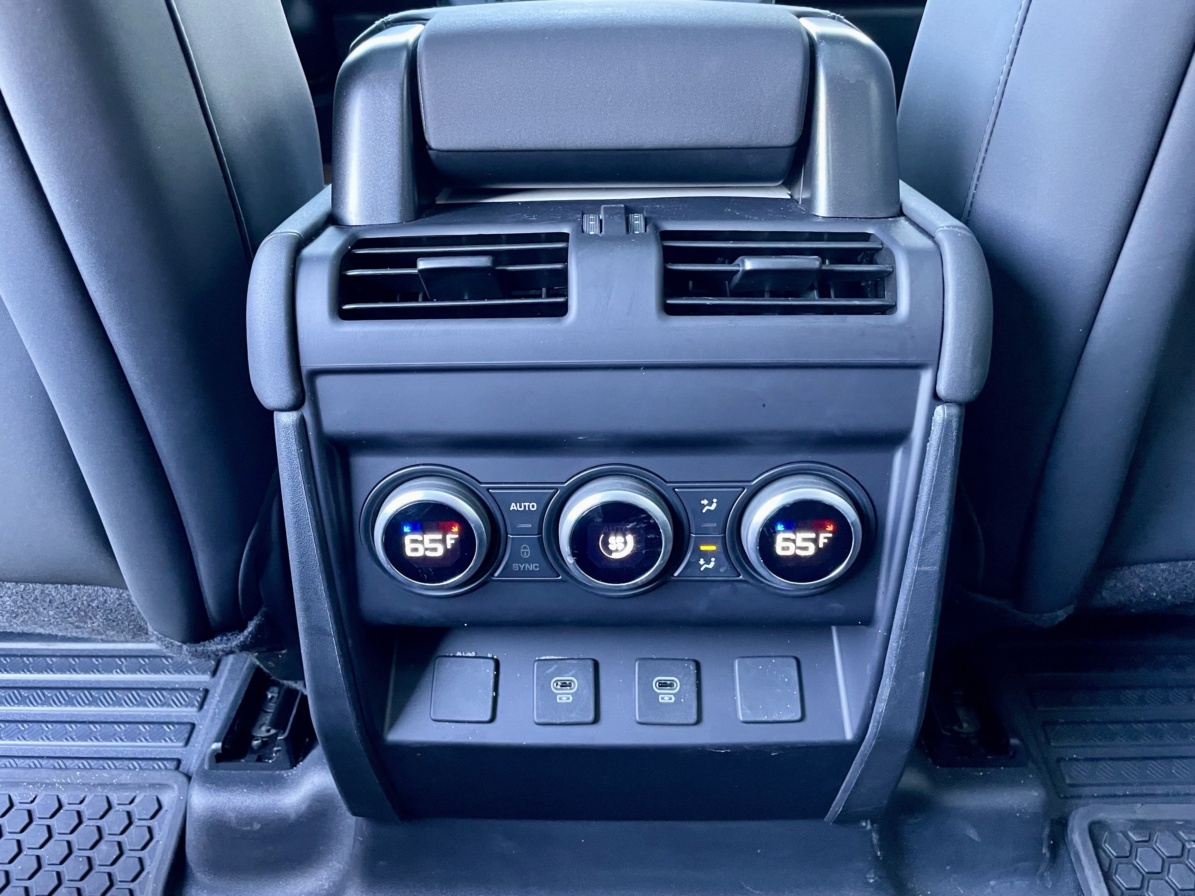 Certified 2025 Land Rover Defender 110 S AWD/4WD image 26