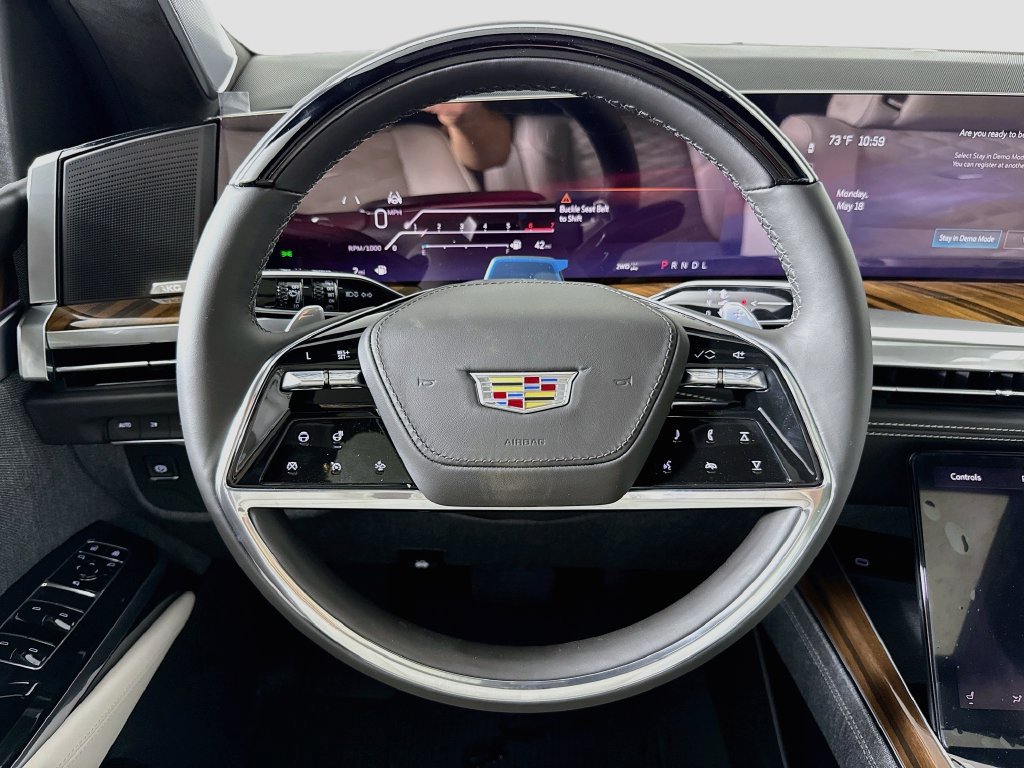 New 2026 Cadillac Escalade Platinum Luxury w/ LPO, Floor Liner Package AWD/4WD image 11