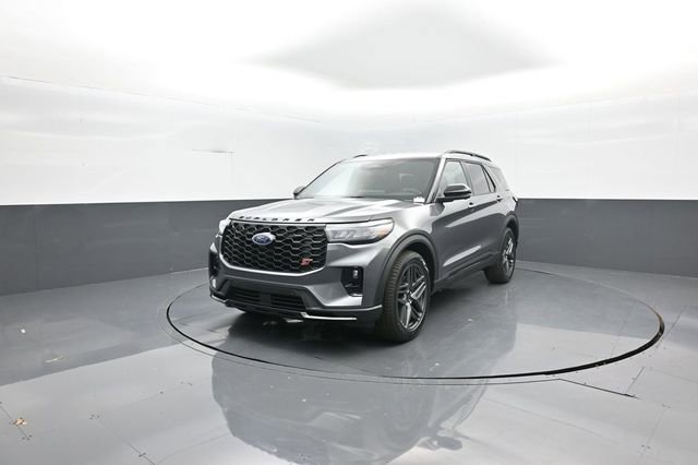 New 2026 Ford Explorer ST image 3