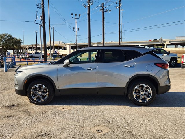 Used 2024 Chevrolet Blazer LT w/ Convenience Package image 4
