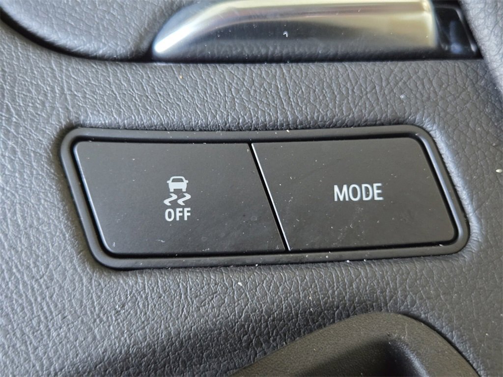 Used 2024 Cadillac XT6 Sport w/ Technology Package image 30