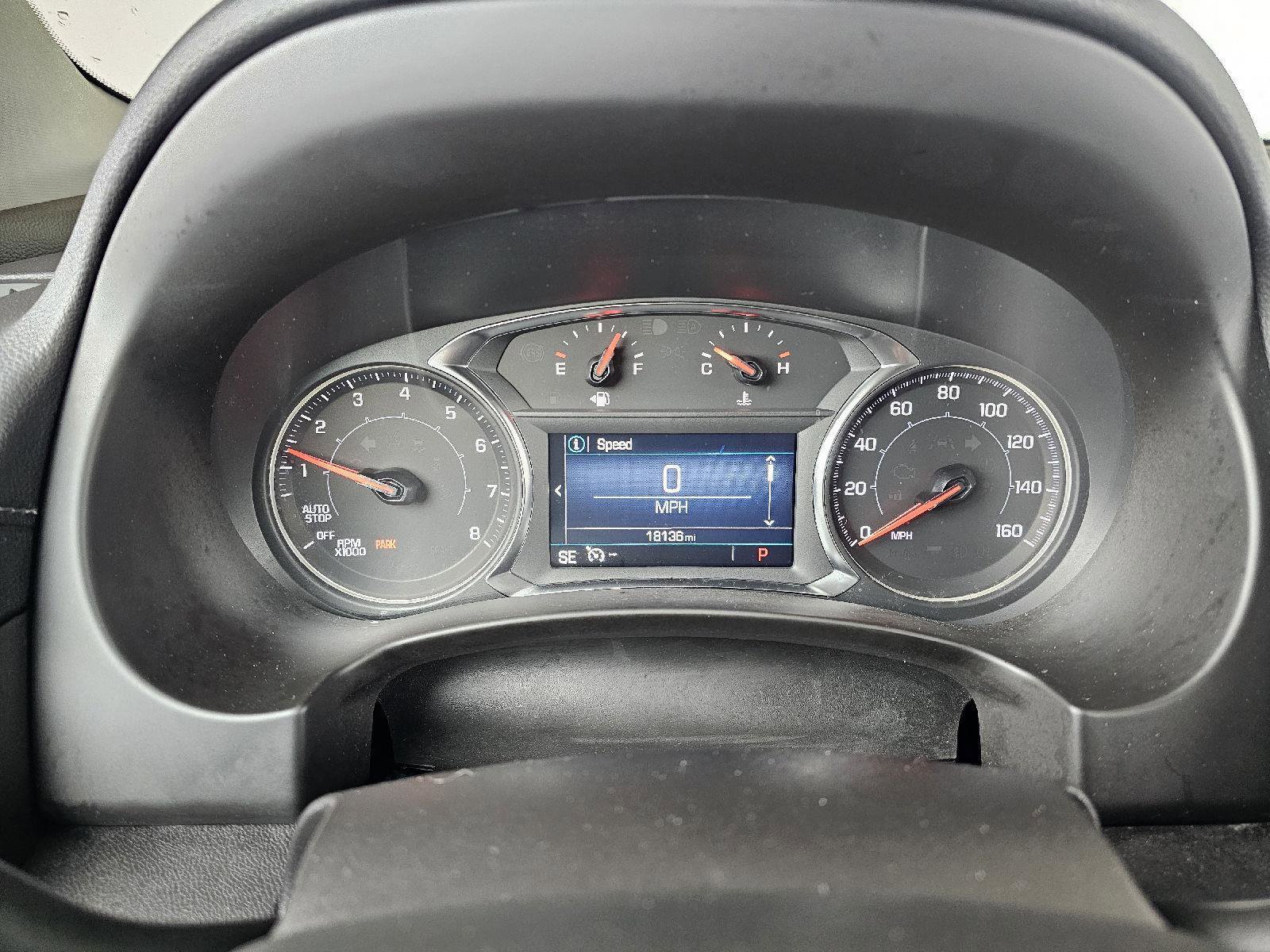 Used 2024 GMC Terrain SLE w/ Driver Convenience Package image 21