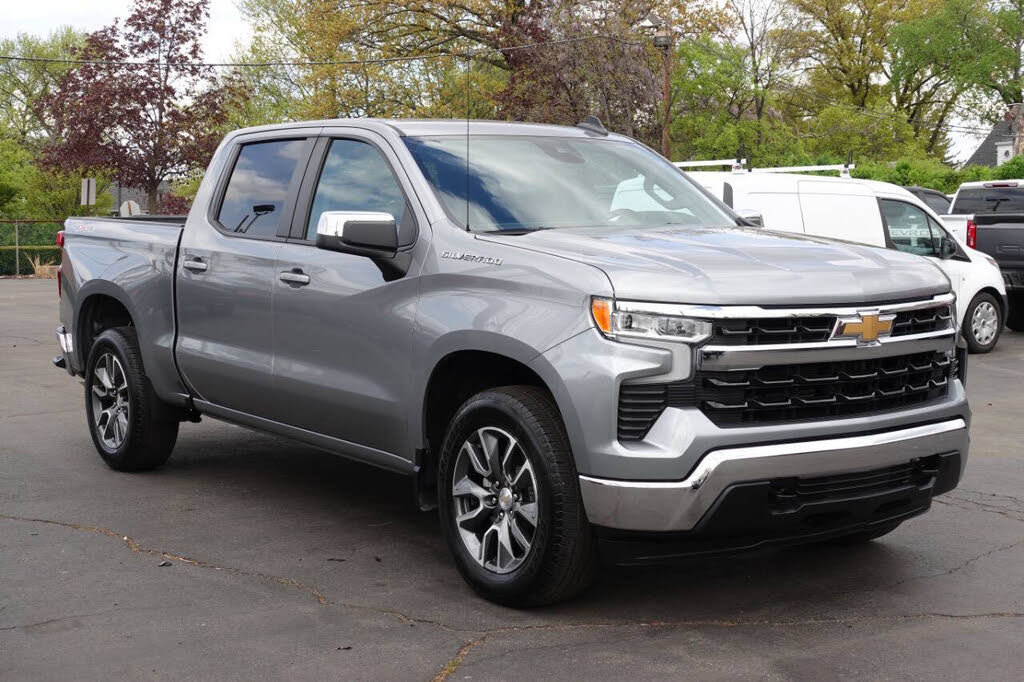 Used 2023 Chevrolet Silverado 1500 LT AWD/4WD image 6