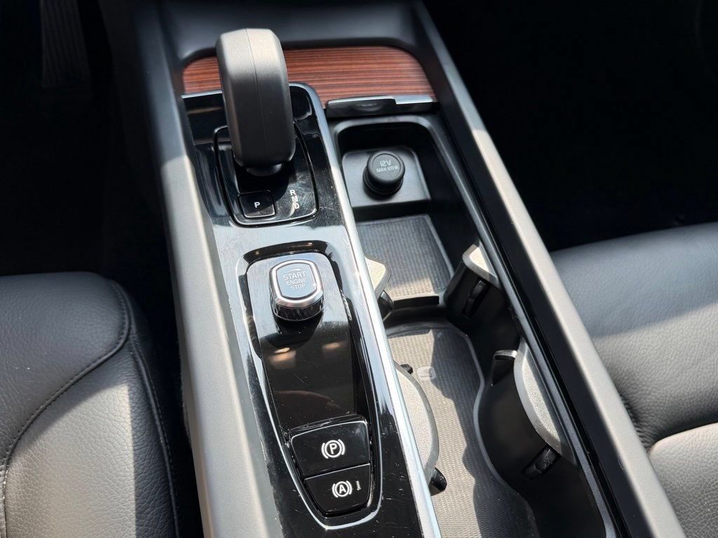 Used 2025 Volvo S60 B5 Plus FWD image 26