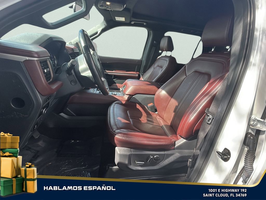 Used 2023 Ford Expedition Limited image 11