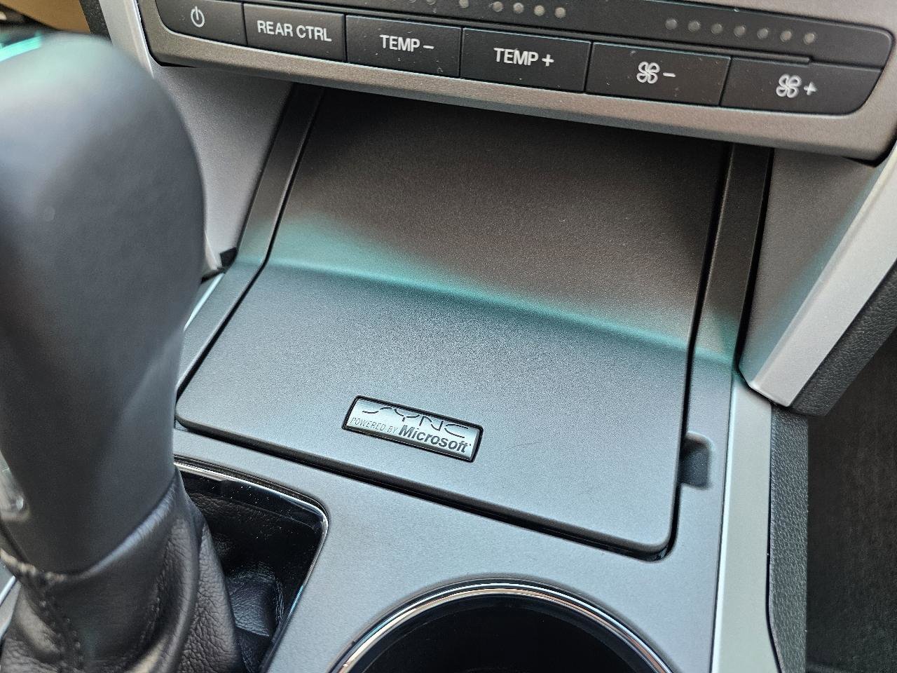 Used 2014 Ford Explorer XLT FWD image 56