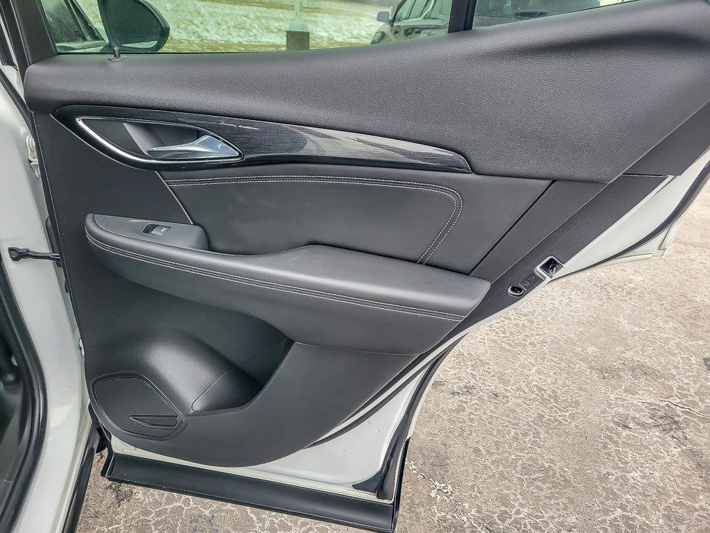 Certified 2022 Buick Envision Essence w/ Sport Touring Package image 27