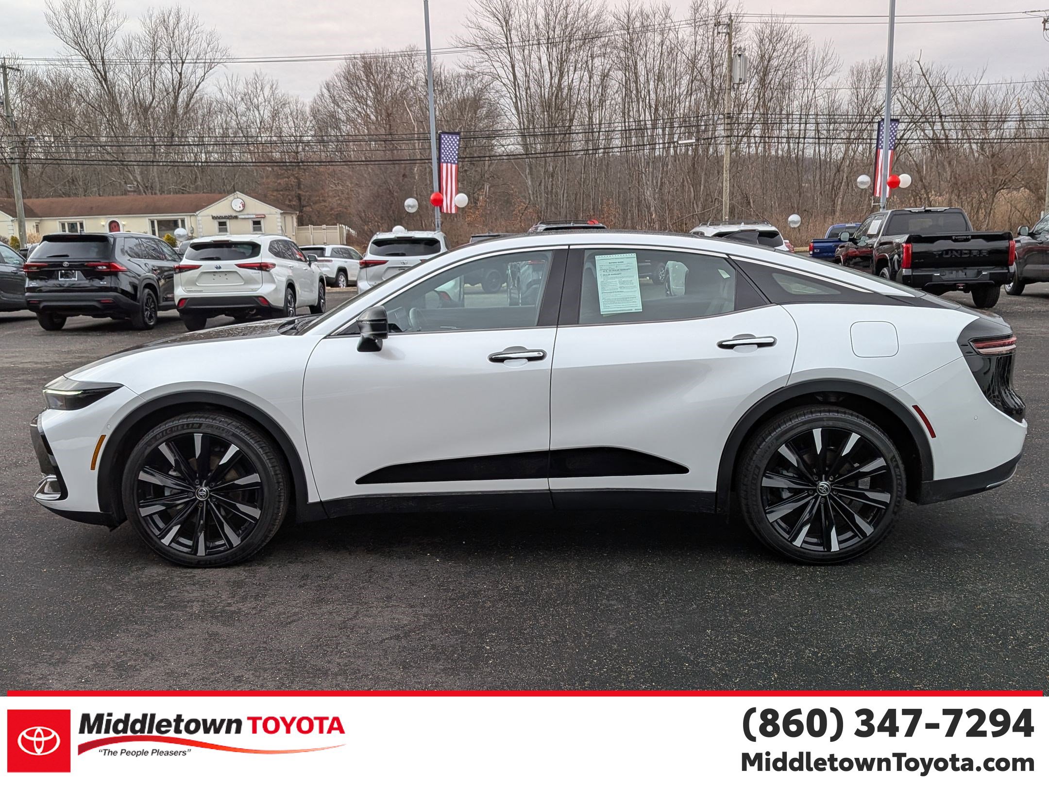 Used 2023 Toyota Crown Platinum image 6