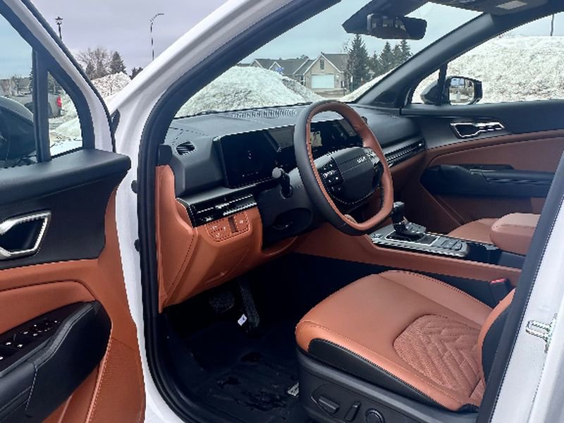 Used 2026 Kia Sportage X-Line w/ X-Line Premium Package image 11