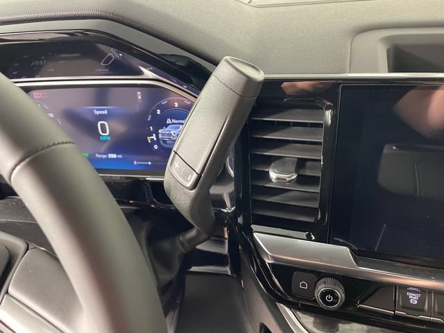 New 2026 Chevrolet Silverado 2500 LTZ w/ LTZ Plus Package AWD/4WD image 4