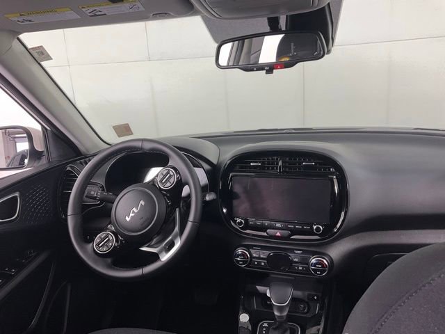 Used 2025 Kia Soul EX FWD image 31