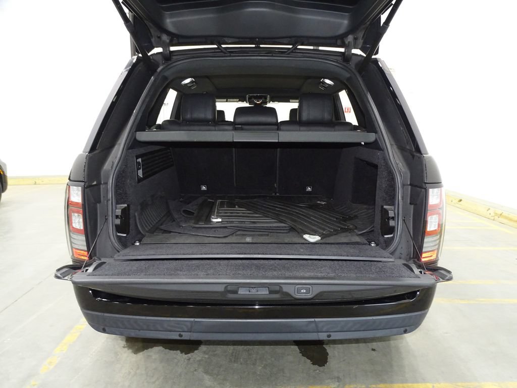 Used 2017 Land Rover Range Rover HSE AWD/4WD image 13