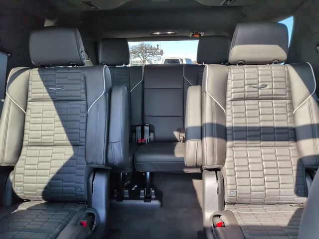 Used 2024 Cadillac Escalade V w/ LPO, ONYX Package image 24