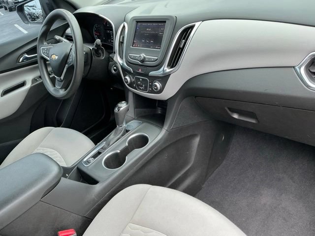 Used 2021 Chevrolet Equinox LS FWD image 21