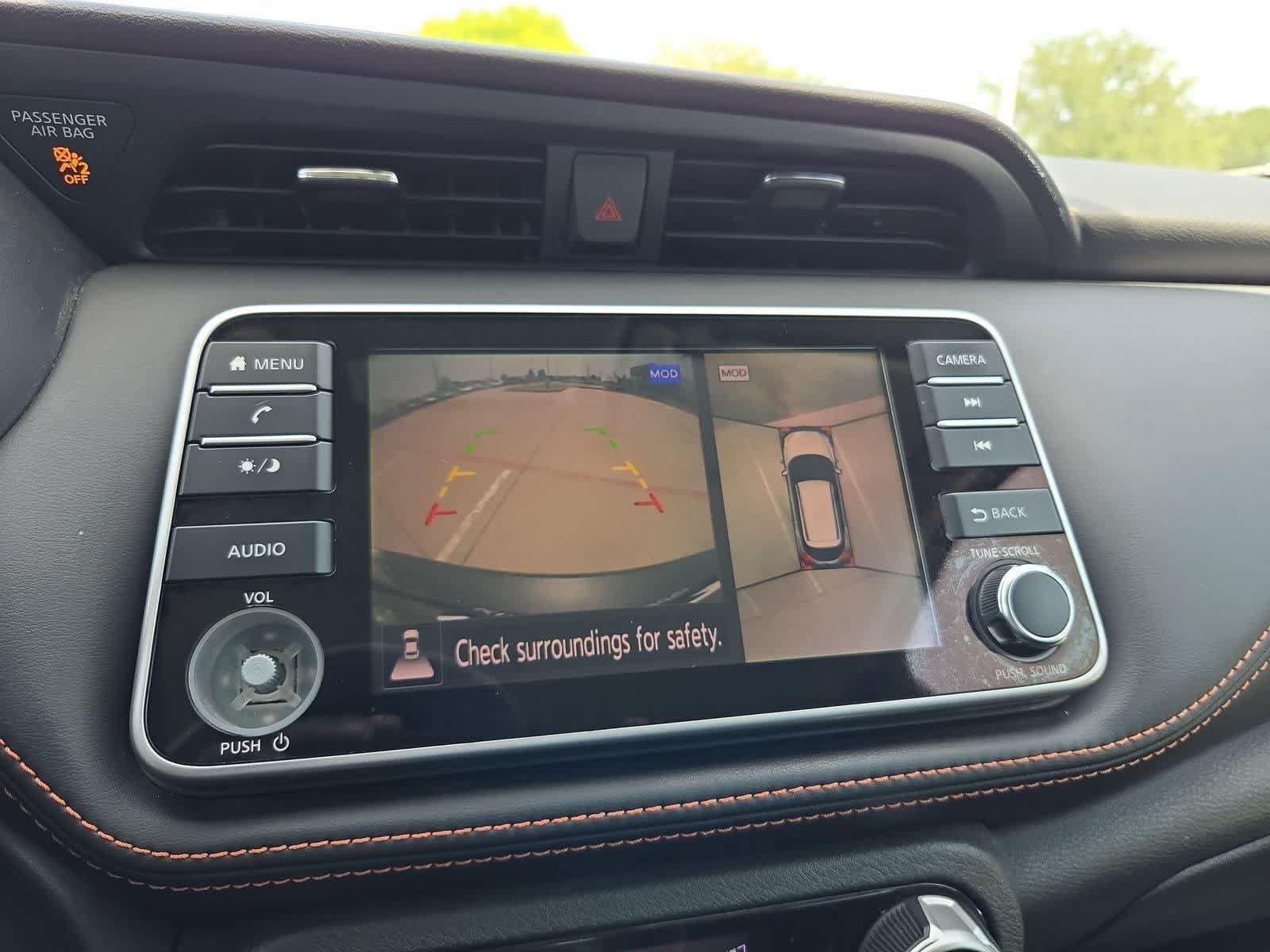 Used 2018 Nissan Kicks SR FWD image 26