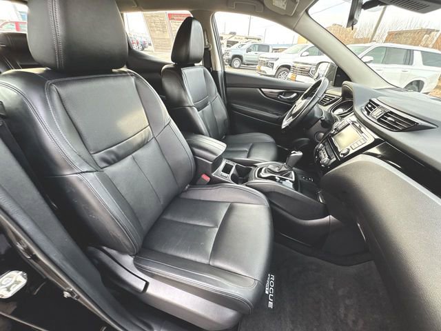 Used 2022 Nissan Rogue Sport SL image 27