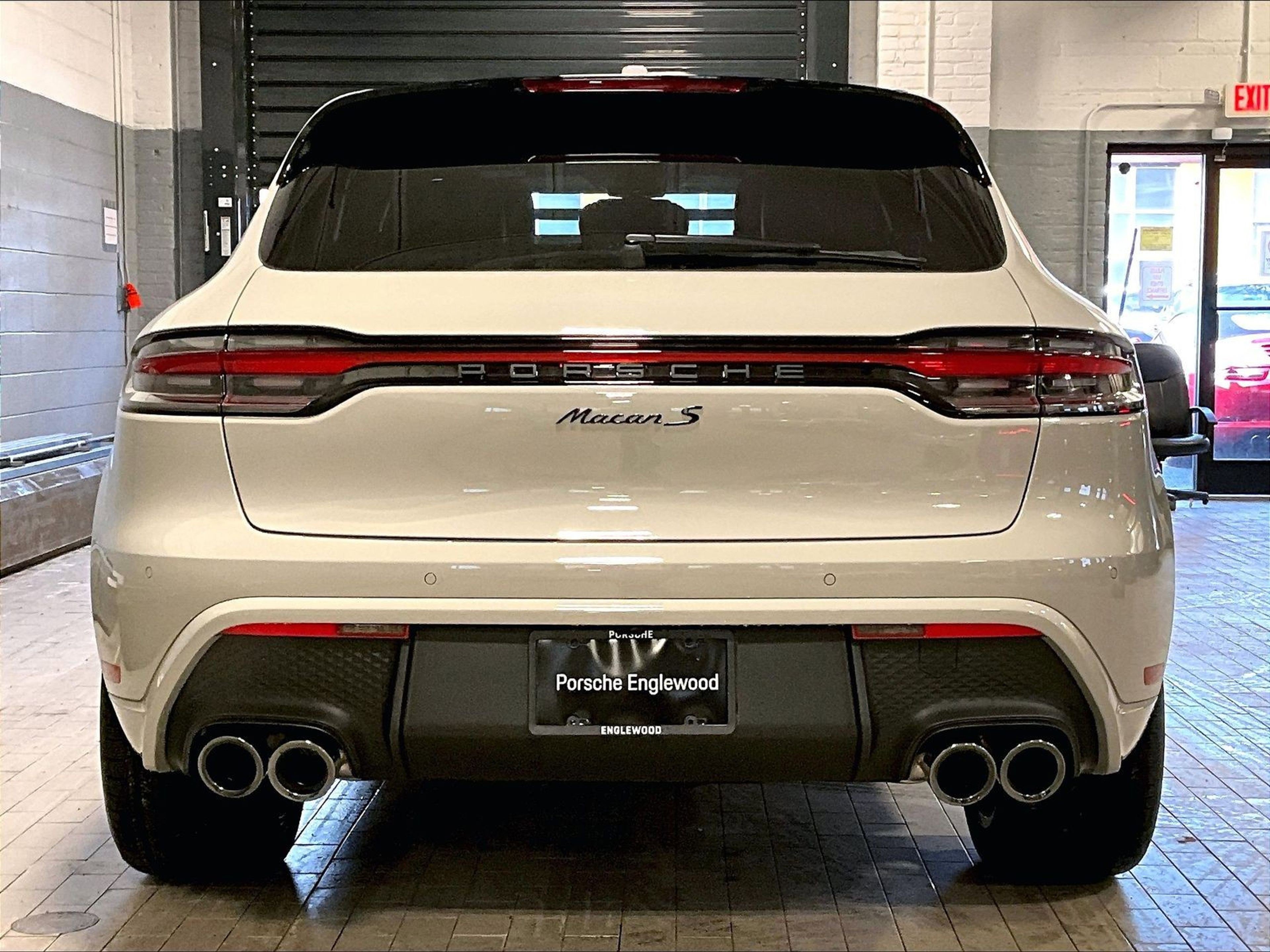 New 2026 Porsche Macan S image 8