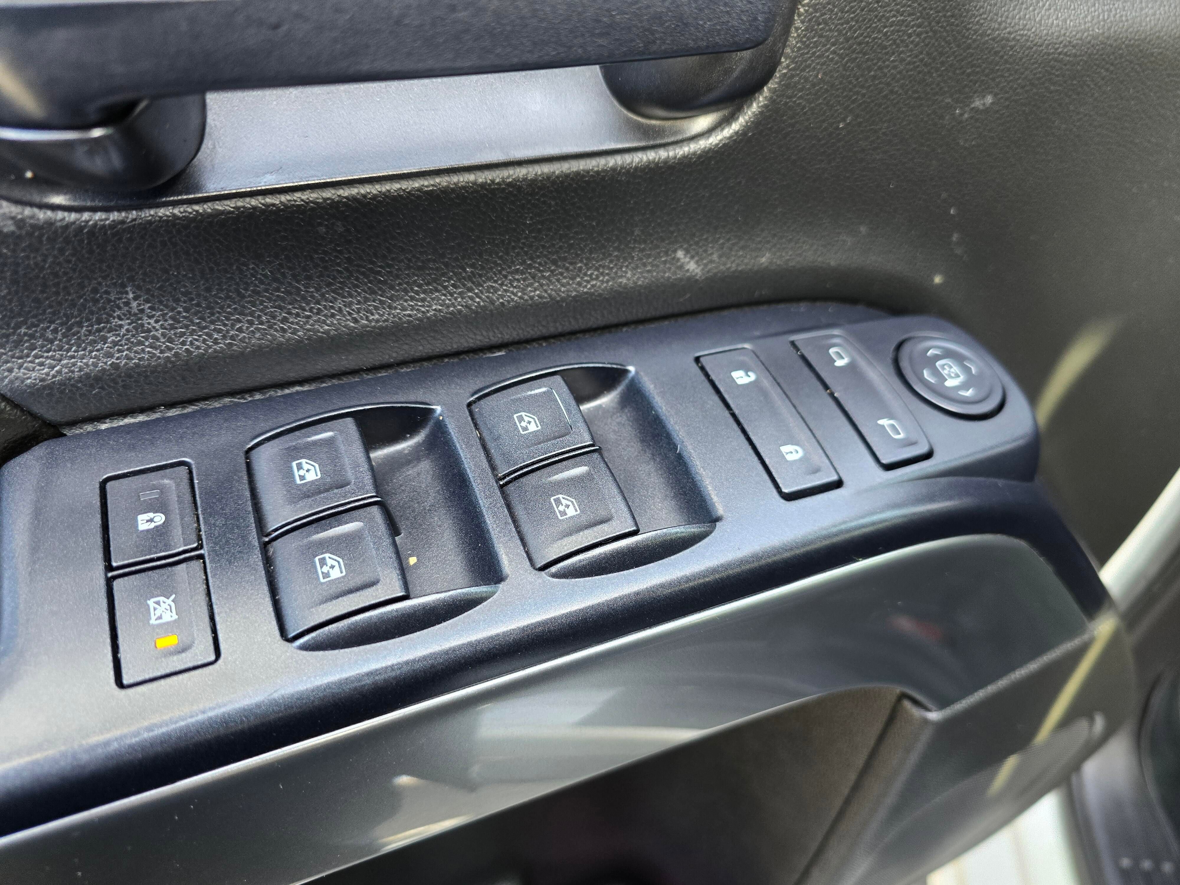 Used 2016 Chevrolet Silverado 1500 LT image 24