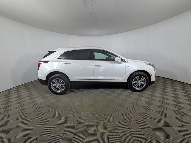 Used 2023 Cadillac XT5 Premium Luxury image 2
