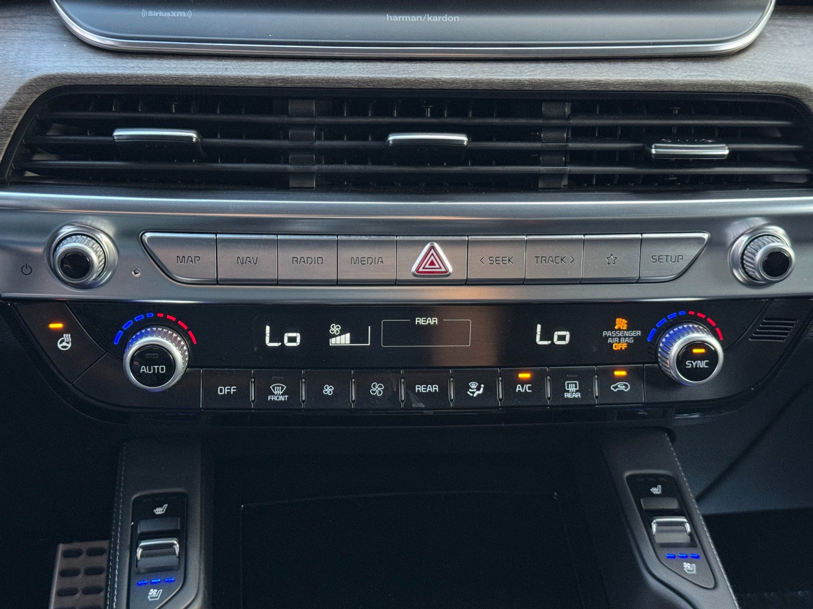 Used 2022 Kia Telluride SX w/ SX Prestige Package AWD/4WD image 29