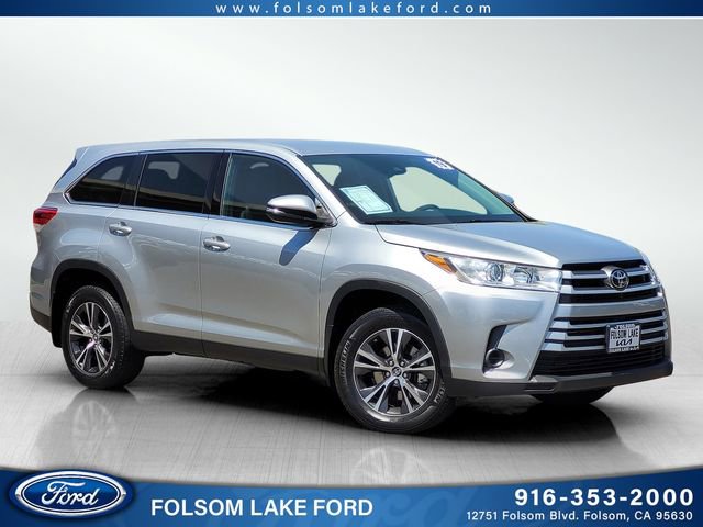 Used 2019 Toyota Highlander LE AWD/4WD video 1