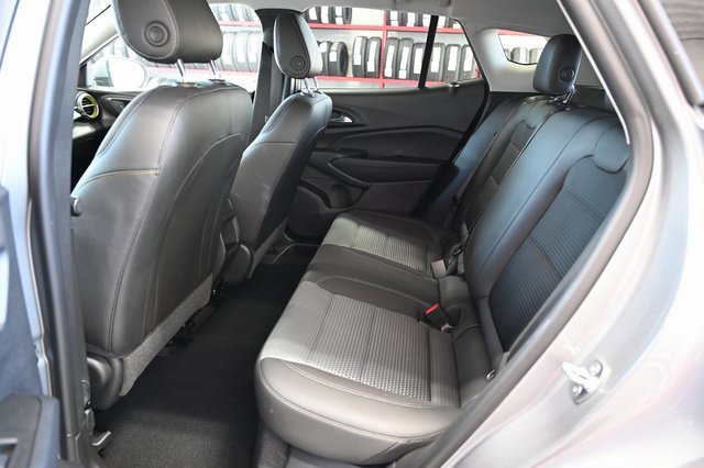 Used 2024 Chevrolet Trax LT w/ Driver Confidence Package image 12