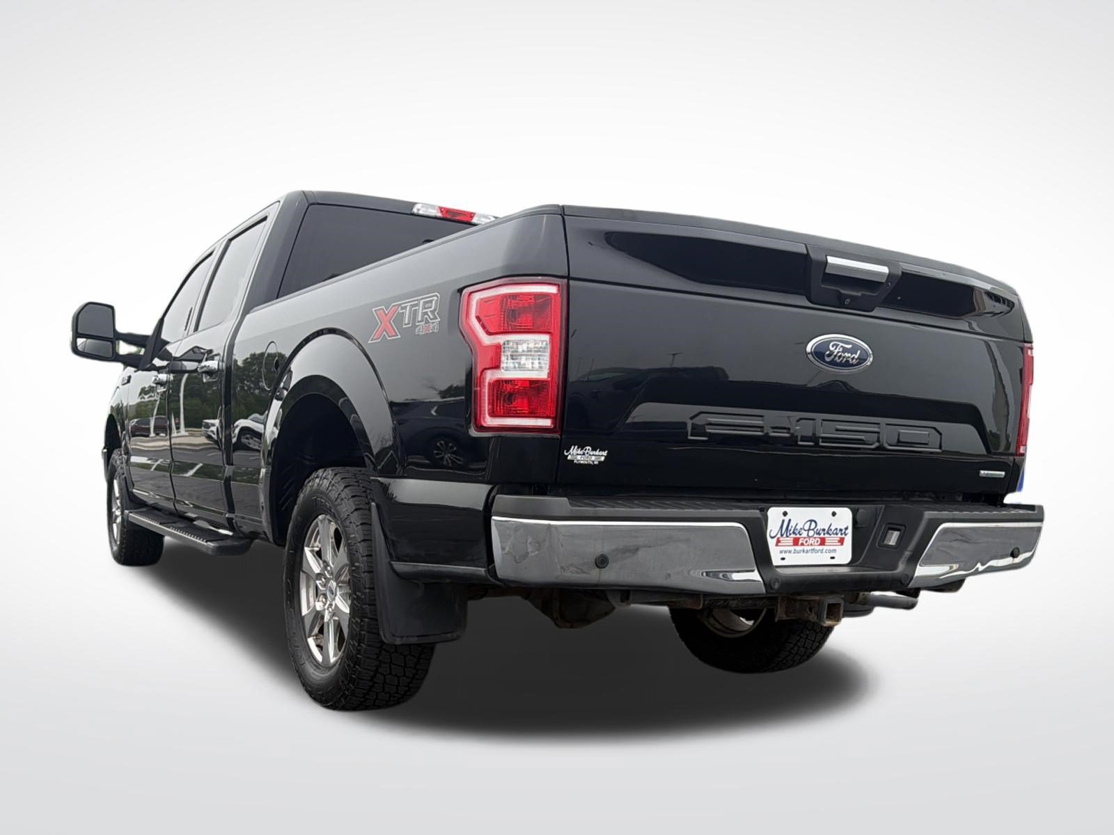 Certified 2018 Ford F150 XLT w/ Equipment Group 302A Luxury AWD/4WD image 18