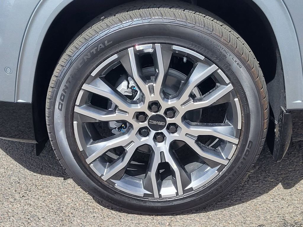 New 2026 GMC Acadia Denali Ultimate w/ LPO, Floor Liner Package AWD/4WD image 7