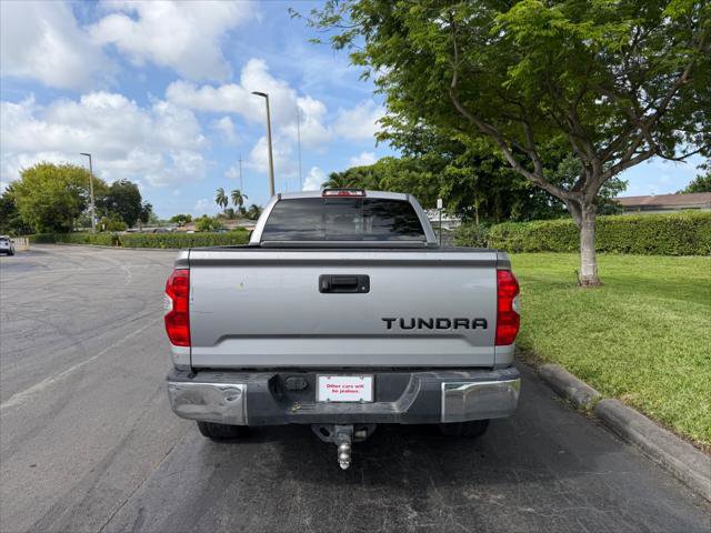 Used 2017 Toyota Tundra SR5 w/ SR5 Upgrade Package RWD image 4