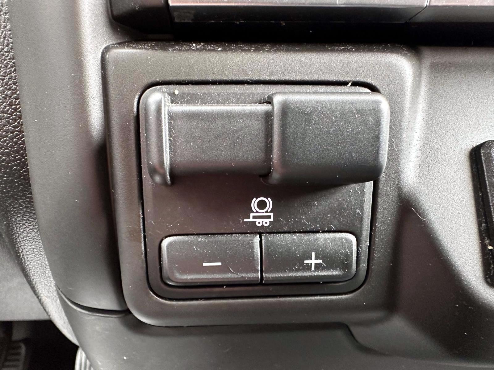Used 2024 GMC Sierra 3500 Pro w/ Convenience Package AWD/4WD image 25