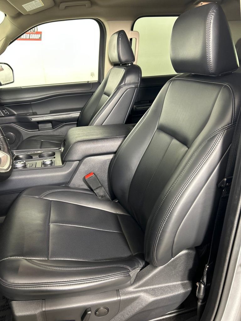 Used 2024 Ford Expedition XLT image 22