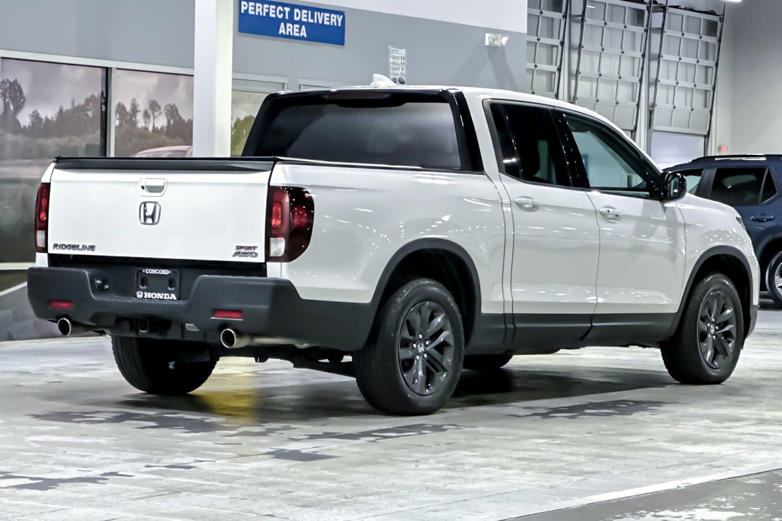 Used 2023 Honda Ridgeline Sport image 8