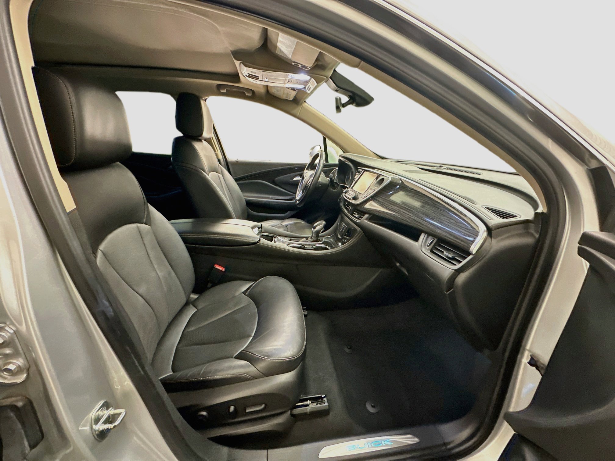 Used 2017 Buick Envision Premium w/ Driver Confidence Package AWD/4WD image 34
