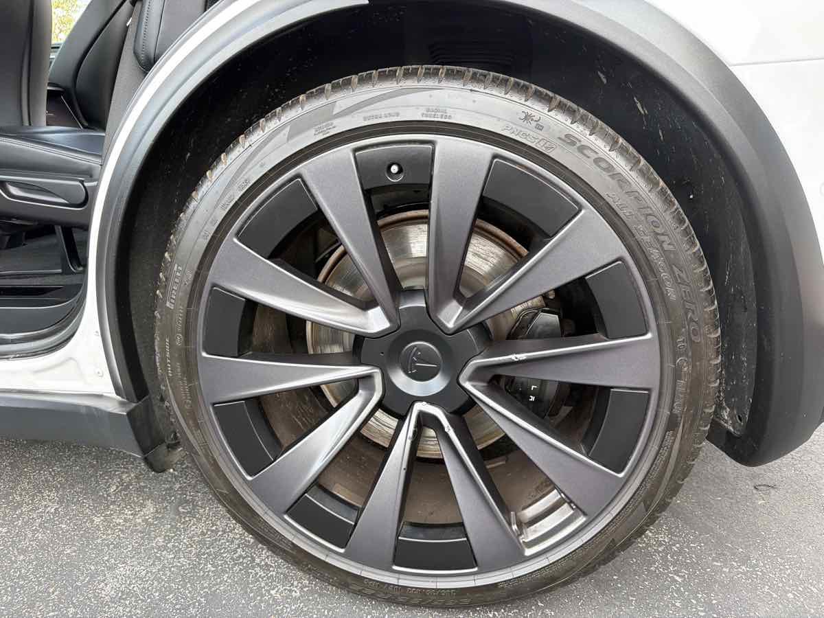 Used 2023 Tesla Model X AWD/4WD image 39