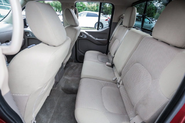 Used 2018 Nissan Frontier SV AWD/4WD image 53