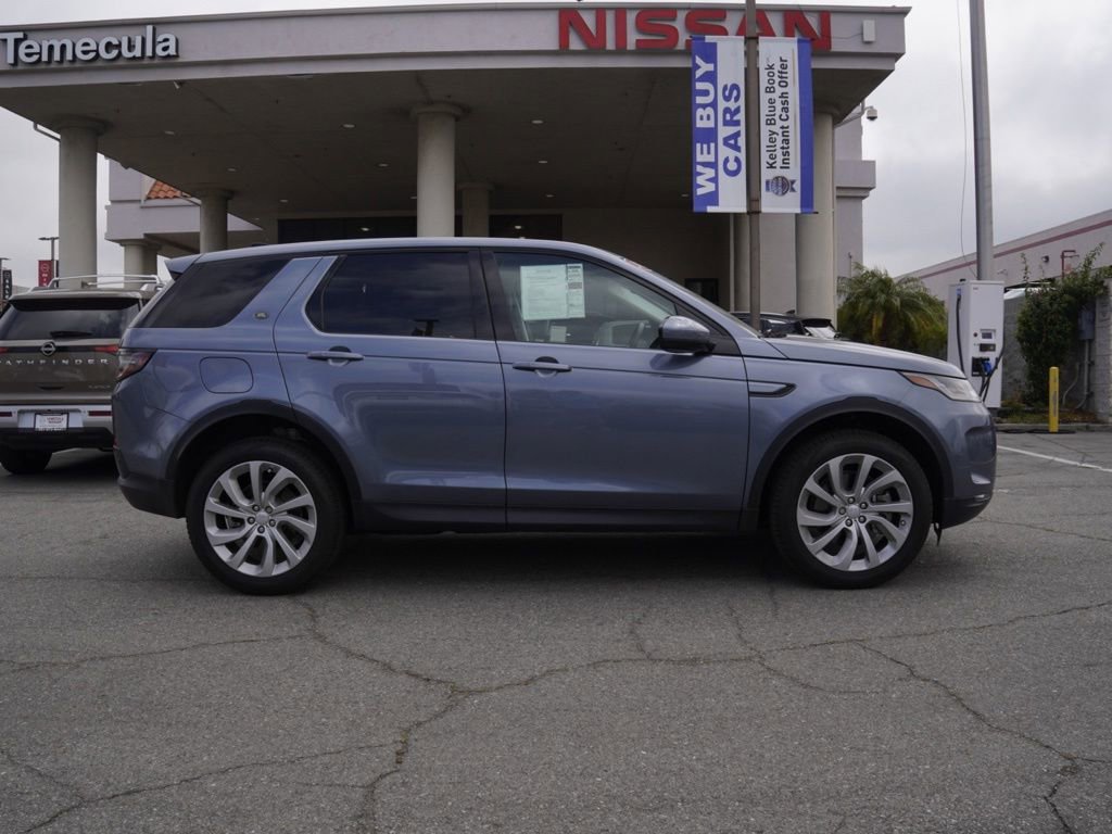 Used 2023 Land Rover Discovery Sport SE AWD/4WD image 3