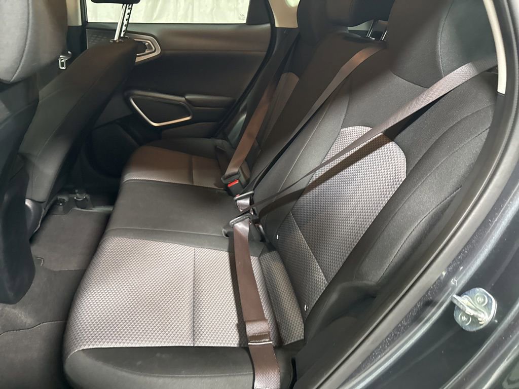 Used 2024 Kia Soul LX w/ Option Group 015 image 17