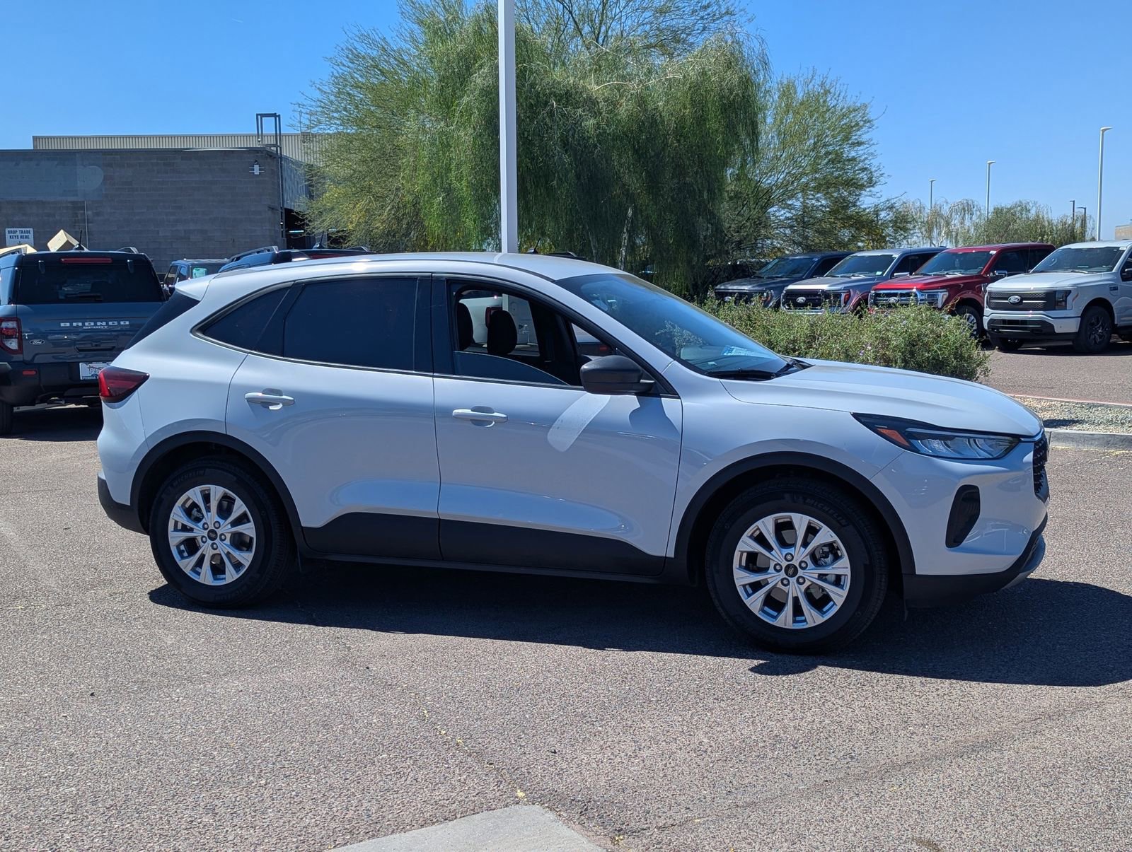 New 2025 Ford Escape Active image 37
