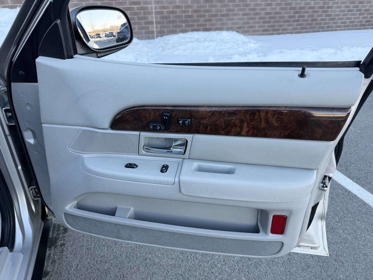 Used 2005 Mercury Grand Marquis LS image 23