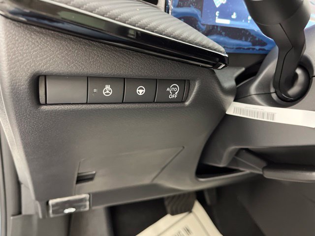 New 2026 Nissan Kicks SR w/ SR Premium Package FWD image 30