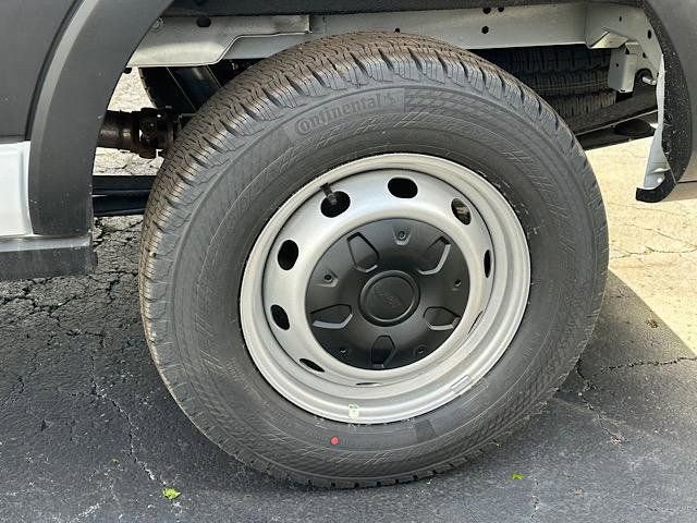 New 2025 Ford Transit 250 Low Roof image 15