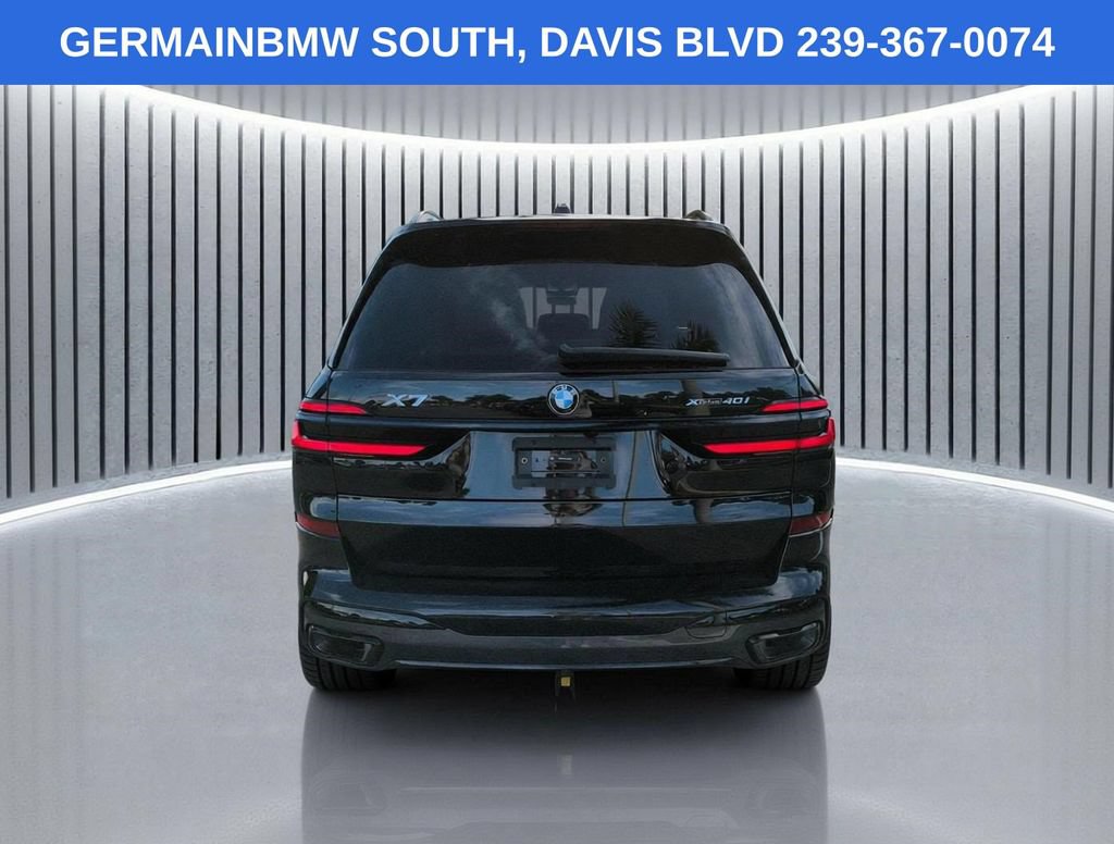 Used 2025 BMW X7 xDrive40i w/ M Sport Package AWD/4WD image 6